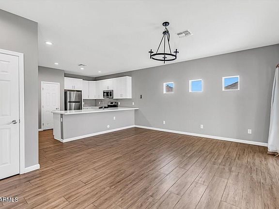 2nd image of 514 W DESERT Lane