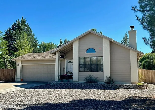 10555 E Quail Run Rd — Photo 2