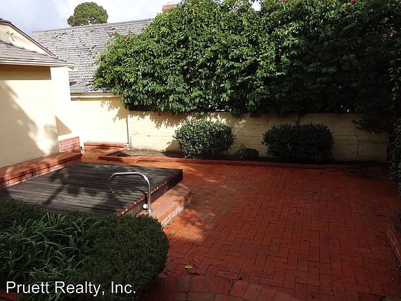 4th image of 2153 Plum St
