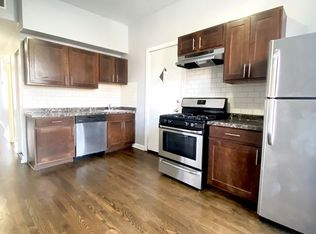 900 Montrose, Chicago, IL 60613