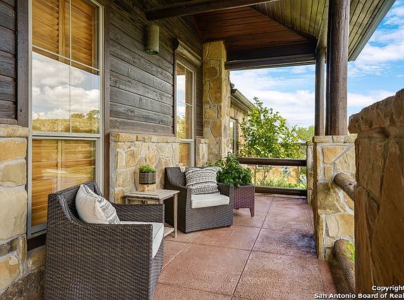 5th image of 108 Dove Mountain Dr