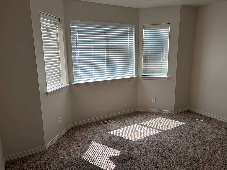 1178 McKinley Ave #A — Photo 7