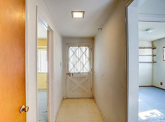 5th image of 16831 S Catalina Ave