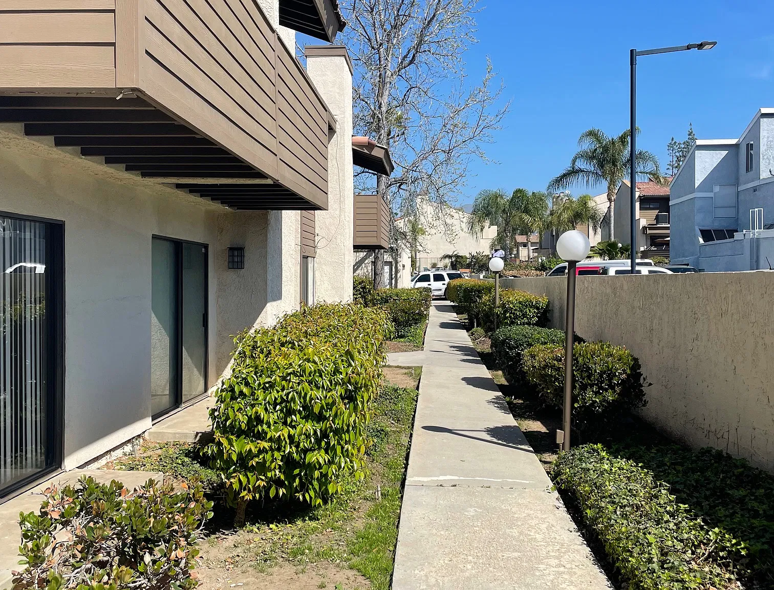3 bed, 1439 sqft, $3,500 — Photo 2