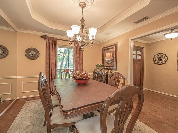3rd image of 8405 Vista View Dr