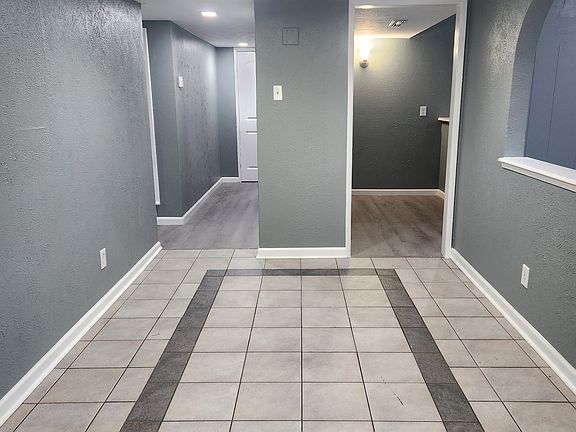 2nd image of 115 Faircrest Dr