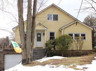 49 Harding Ave, Valhalla, NY 10595