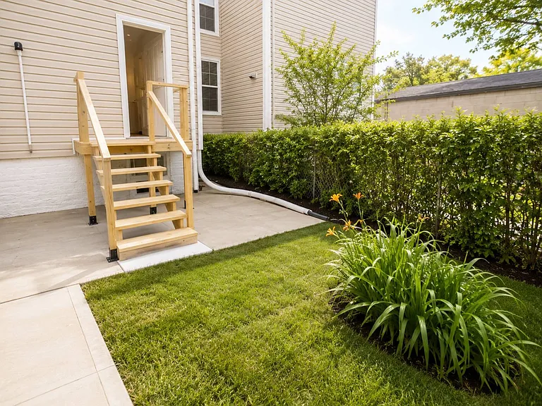 72-45 60th Ln #1L — Photo 5