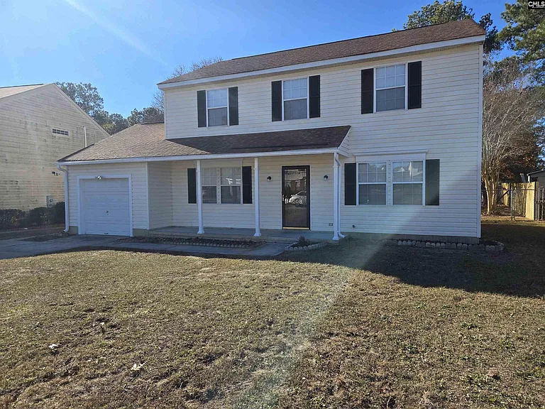 208 Sagamare Rd — Photo 3