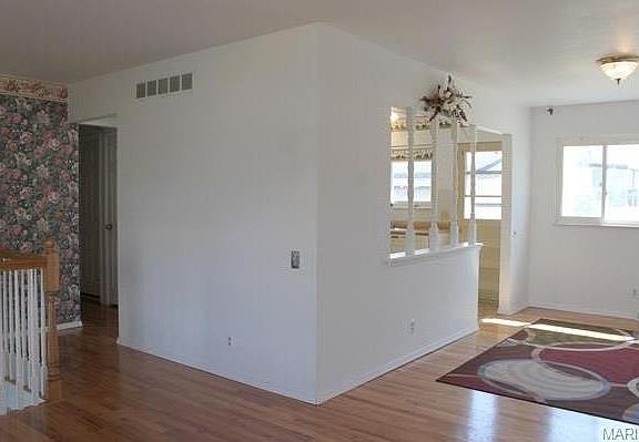 4th image of 3400 Glen Bay Dr
