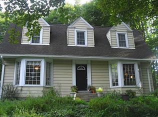 14 Valinsky Rd, Lebanon, CT 06249