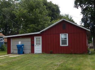 527 Water St, Momence, IL 60954