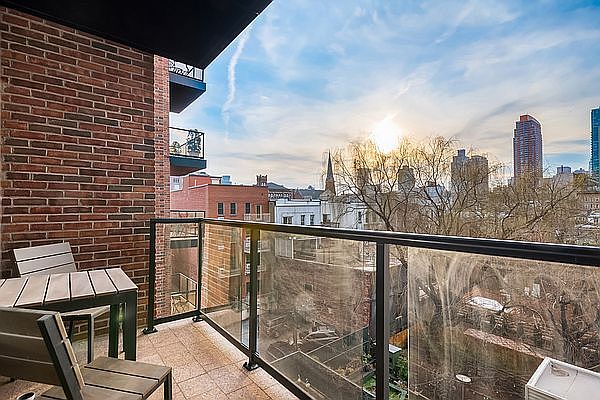 1st image of 4734 11th St APT 401