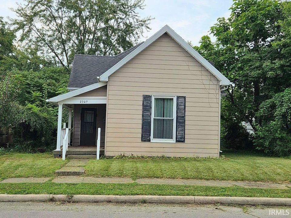 1st image of 2309 Spring St