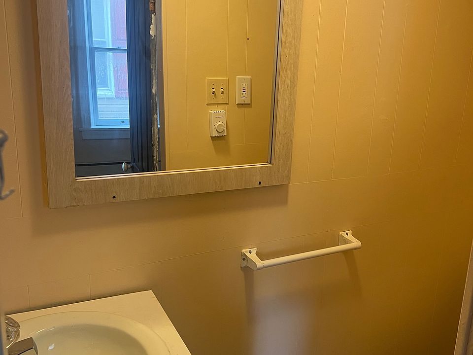 1st image of 126 E North Ave
