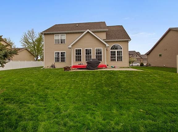 2nd image of 3615 Pamela Dr