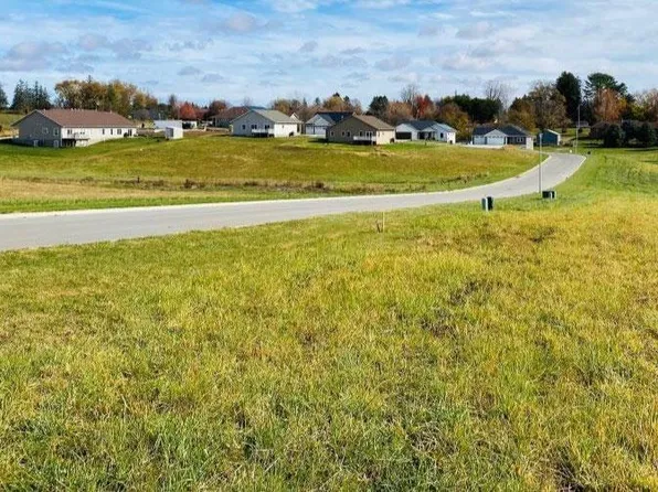 LOT 14 Massman Dr, Decorah, IA 52101