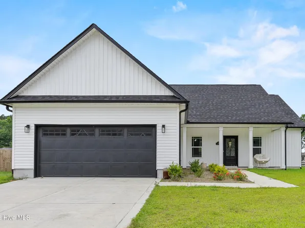 309 Belgian Court, Richlands, NC 28574