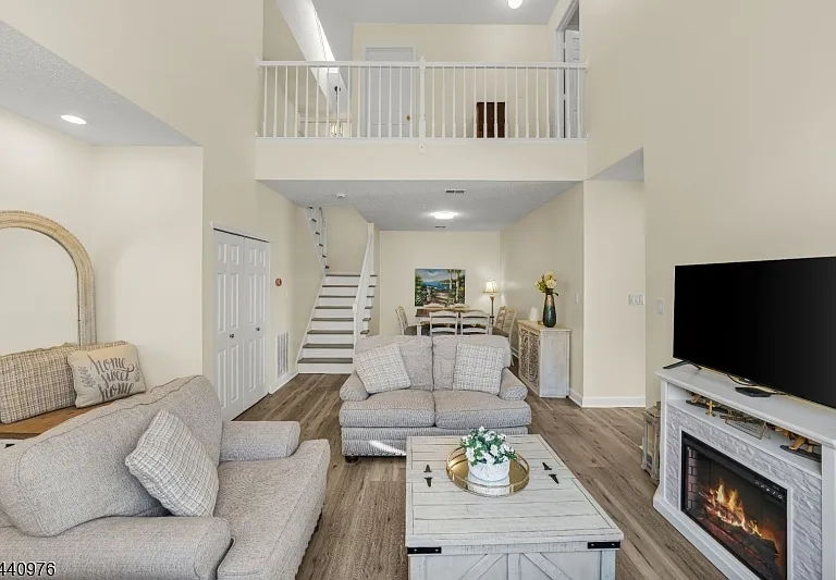 41 Tall Oaks Ct — Photo 7
