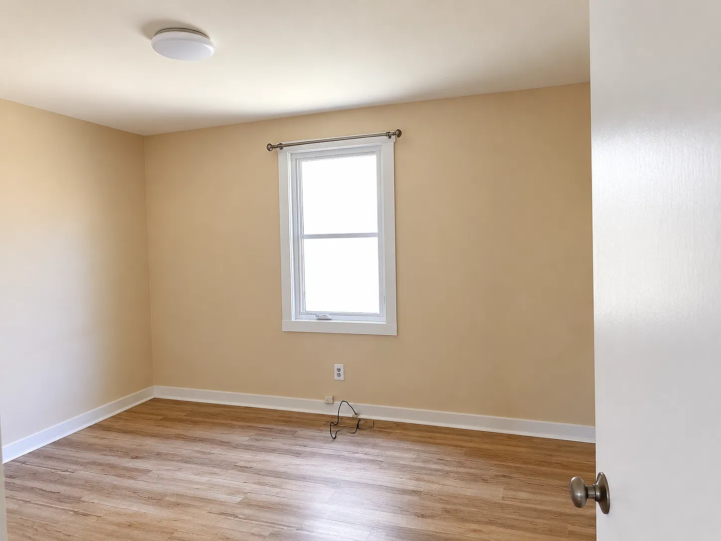 2 bed, 800 sqft, $1,950 — Photo 4