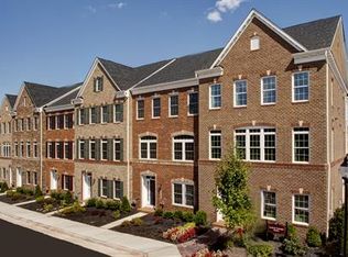 7918 Culloden Crest Ln, Gainesville, VA 20155