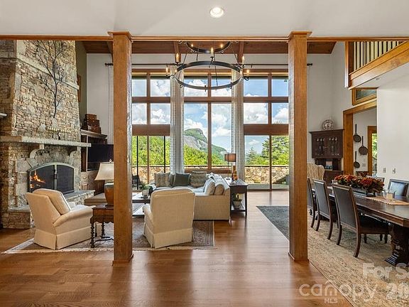 5th image of 70 Norton Ct