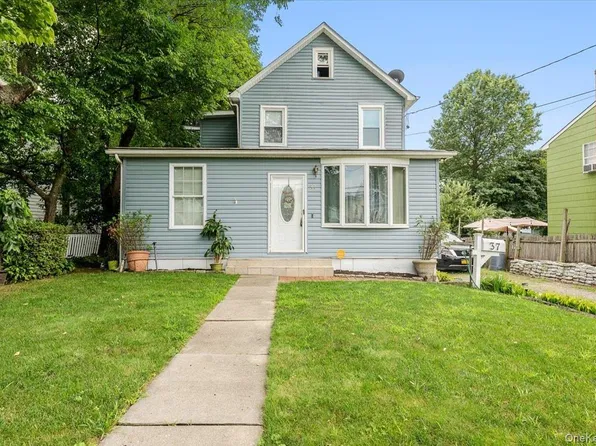 37 Prospect Avenue, Glen Cove, NY 11542