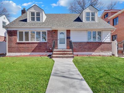 53-33 202nd Street, Oakland Gardens, NY, 11364