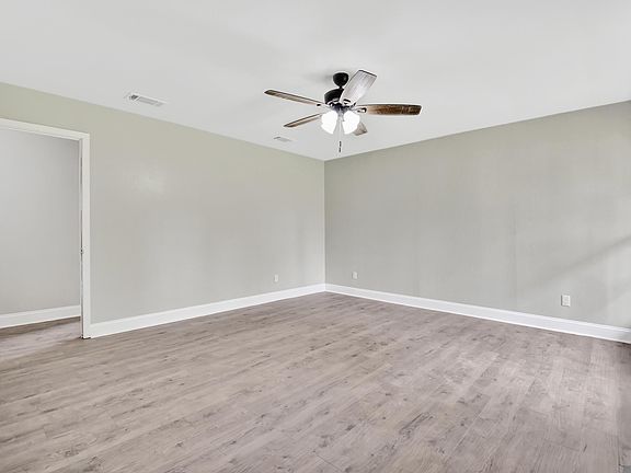 3rd image of 41253 Rhea St