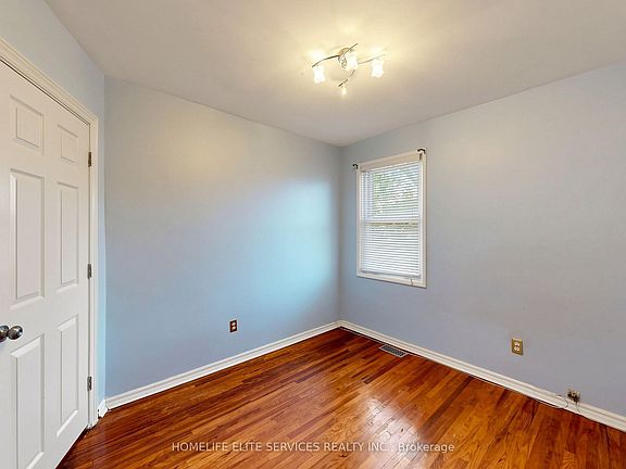 5th image of 48 Frey Cres
