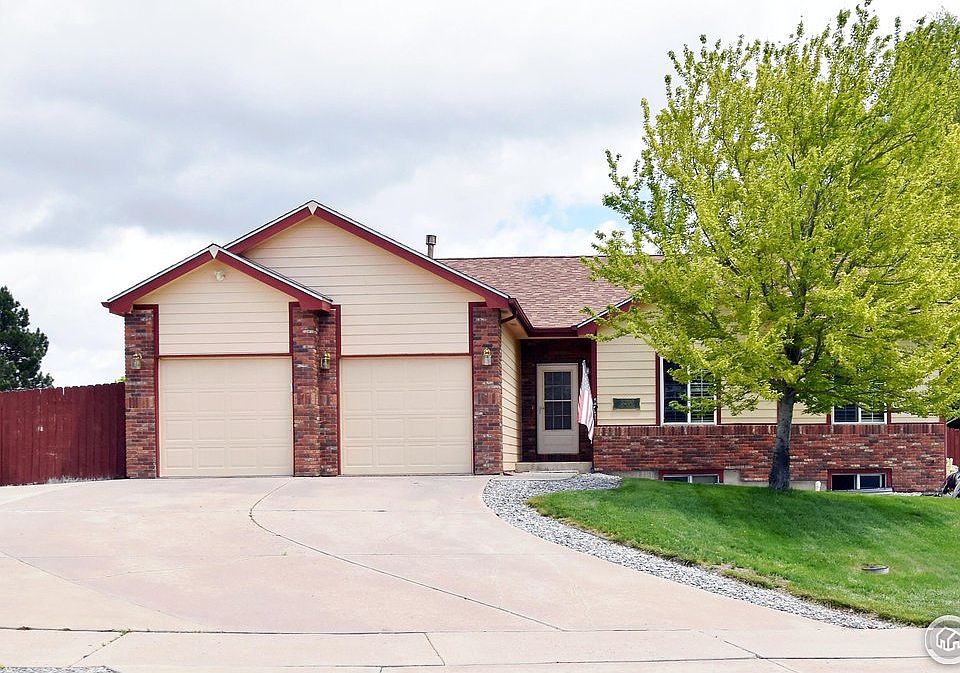 1st image of 3200 Cody Ave