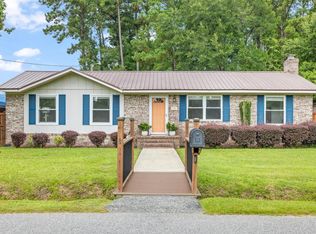 100 Ballentine St, Moncks Corner, SC 29461