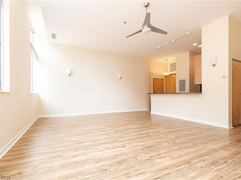 1951 W 26th St #316 — Photo 6