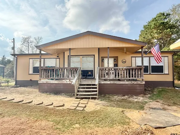 686 County Road 4300, Naples, TX 75568