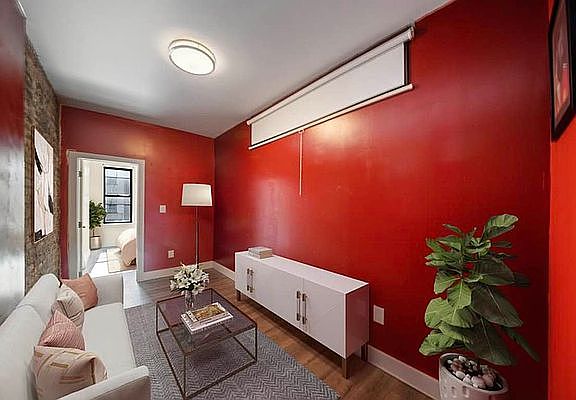 5th image of 2353 Pacific St #2C