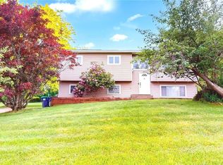 6 Regina Dr, Highland Mills, NY 10930