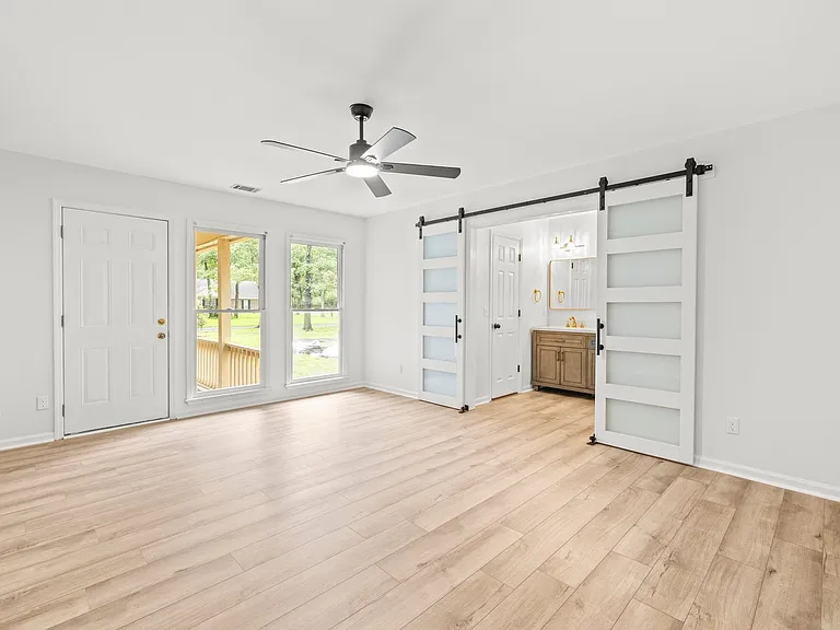 390 Steele Wood Dr — Photo 28