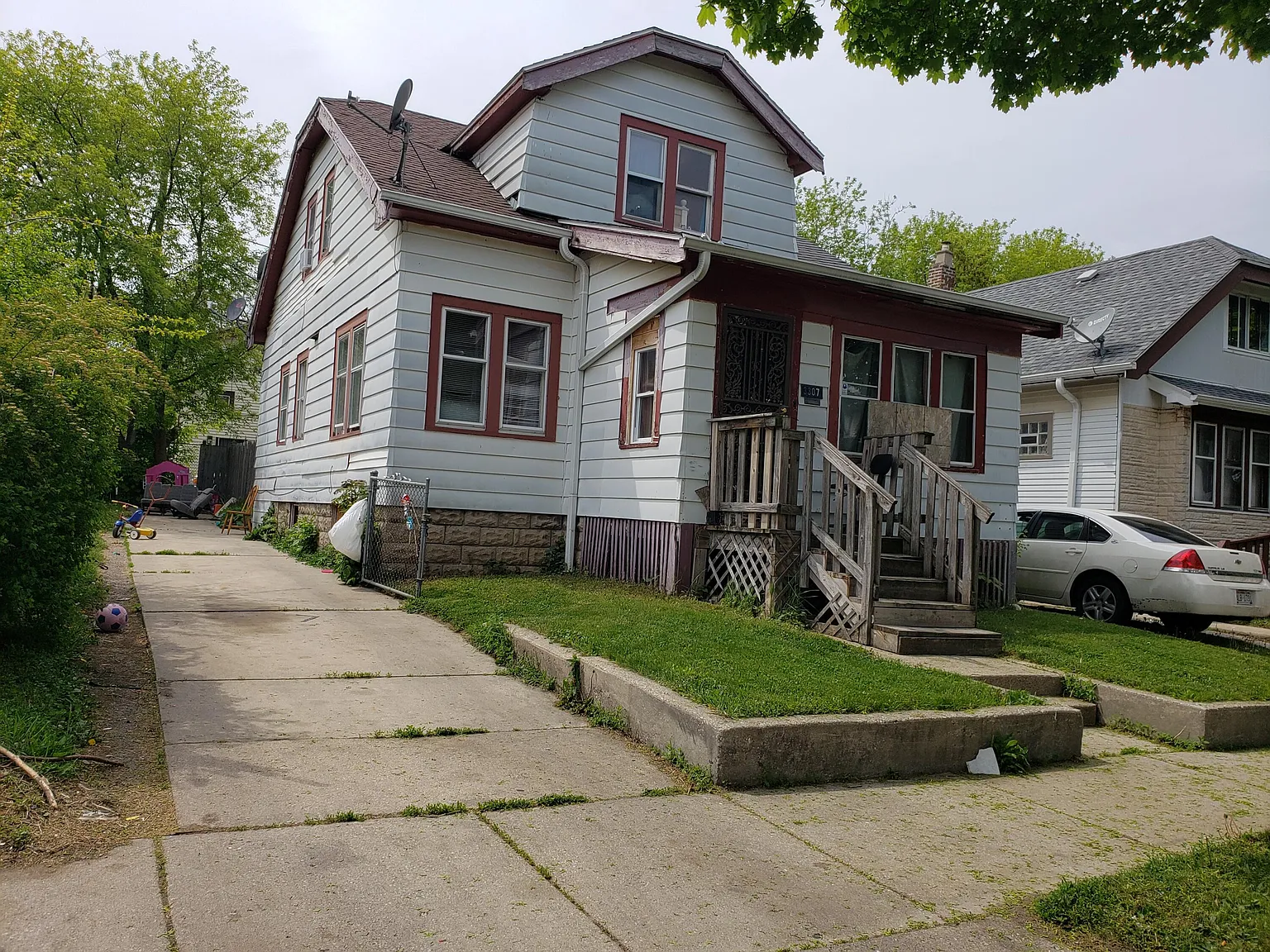 3307 N 17th St photo 1