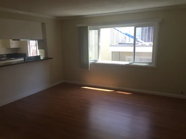 1522 Redondo Ave APT 16, Long Beach, CA 90804