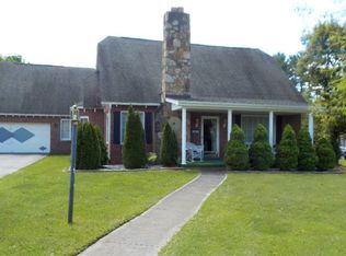 303 10th St, Princeton, WV 24740