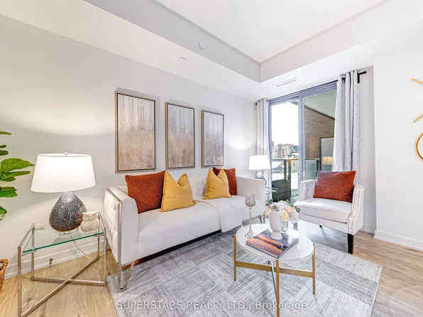 35 Parliament St #601, Toronto, ON M5A 4R2