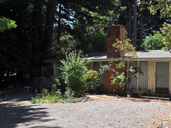 3rd image of 40000 Gualala Ct