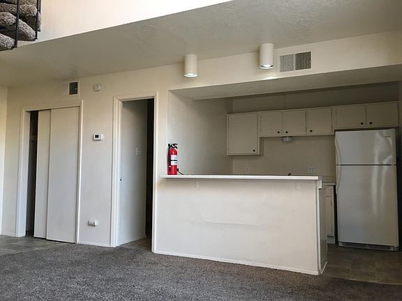 4th image of 539 Ortiz Dr SE APT C