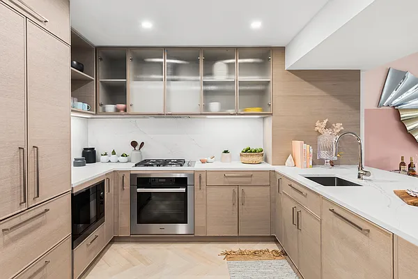 Rented by Nest Seekers International | media 36