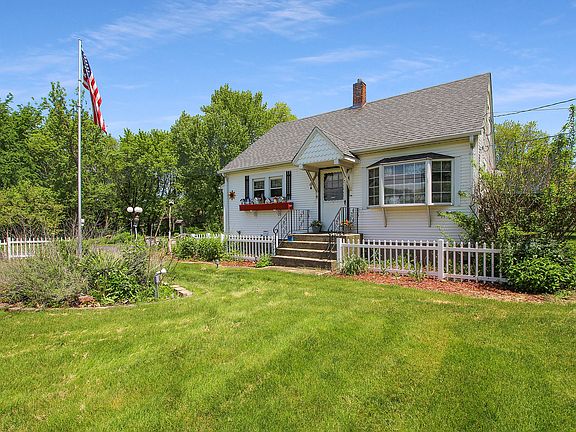 2nd image of 16513 Cottage Grove Ave