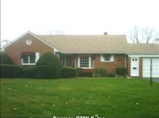 88 Woodruff Rd, Farmington, CT 06032