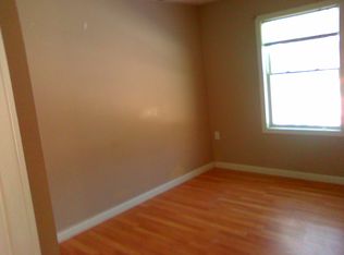 83 Pleasant St #A, Lyndonville, VT 05851