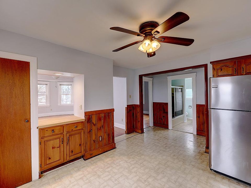 1st image of 107 2nd St #2