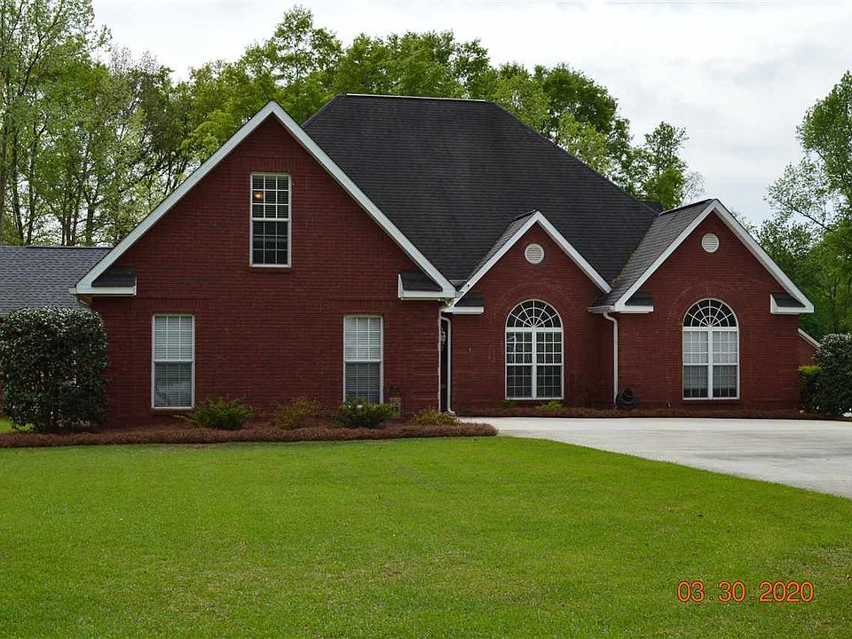 1st image of 305 Briarmoor Dr