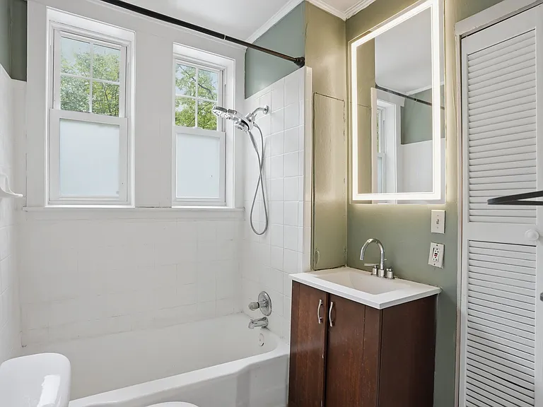 615 Linwood Ave NE #4 — Photo 8